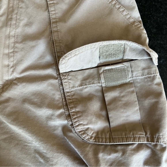 Vintage 80s 90s High Rise Khaki Cargo Shorts - Picture 5 of 7